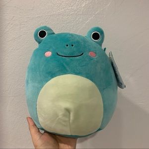 Ludwig Squishmallow 8” NWT Rare - Hard to find